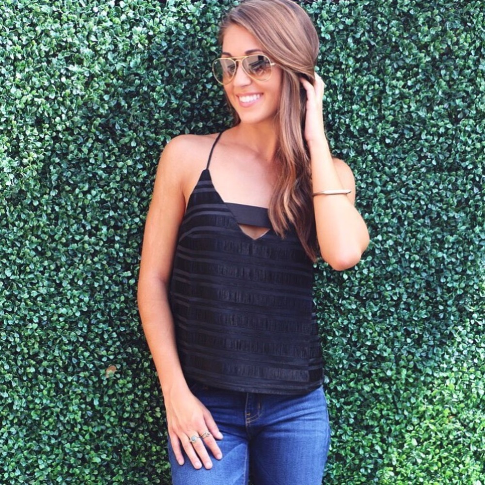 Black Design Tank